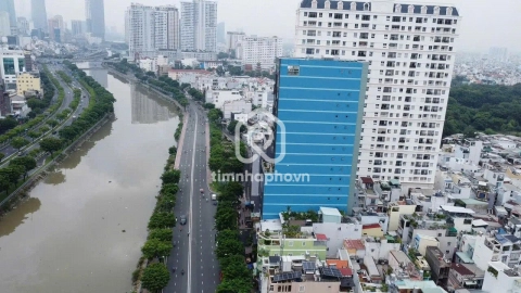 290 Đường Bến Vân Đồn, Phường Vĩnh Hội