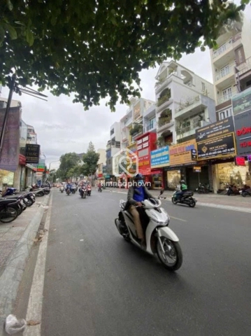 242 Đường Tô Hiến Thành, Phường Hòa Hưng