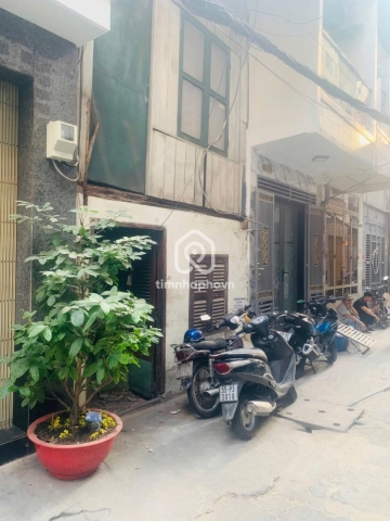 Nhà phố Hẻm Đường Nguyễn Biểu Quận 5 - 2 tầng - Giá Chỉ 8 Tỷ