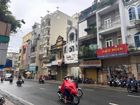 339 Đường Trần Hưng Đạo, Phường Chợ Lớn