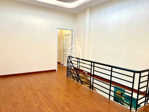 90 Đường Phan Xích Long, Phường Minh Phụng