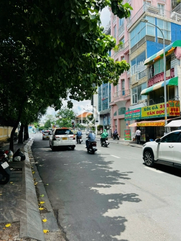 90H Đường Trần Quốc Toản, Phường Xuân Hòa
