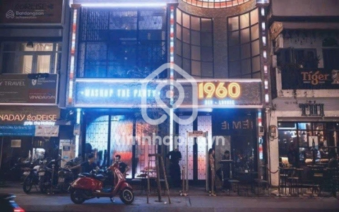 228 Đường Đề Thám, Phường Bến Thành