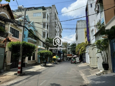 Bán Nhà phố Hẻm Đường D5 Bình Thạnh - Giá Chỉ 30 Tỷ
