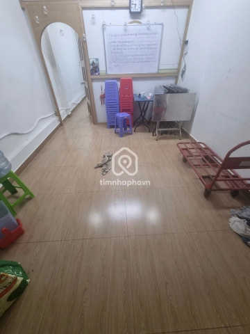 Nhà phố Mặt Tiền Đường Nguyễn Trãi Quận 1 - 2 tầng - Giá Chỉ 8,9 Tỷ