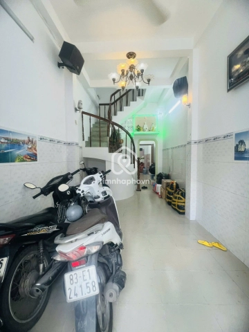 163/24/31 Đường Tô Hiến Thành, Phường Hòa Hưng