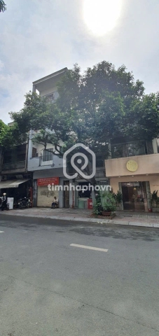 Bán Nhà phố Mặt Tiền Đường Lê Thị Riêng Quận 1 - 2 tầng - Giá Chỉ 25 Tỷ