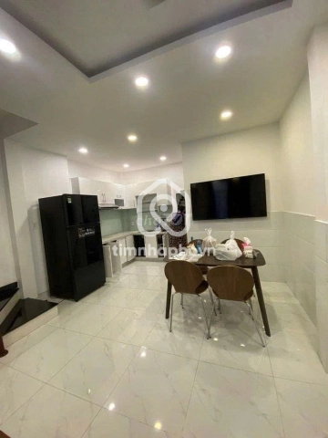 Nhà phố Mặt Tiền Đường Nguyễn Trọng Tuyển Tân Bình - 4 tầng - Giá Chỉ 7,9 Tỷ