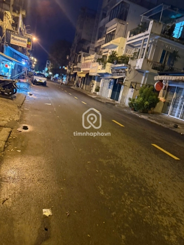 Nhà phố Mặt Tiền Đường Nguyễn Tiểu La Quận 10 - 3 tầng - Giá Chỉ 11 Tỷ