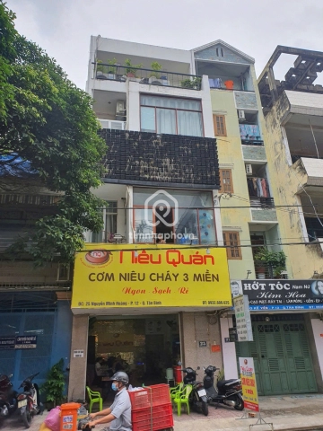 Nhà phố Mặt Tiền Đường Nguyễn Minh Hoàng Tân Bình - 4 tầng - Giá Chỉ 19,5 Tỷ