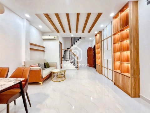 Bán Nhà phố Hẻm Đường Trần Quang Khải Quận 1 - 3 tầng - Giá Chỉ 6,99 Tỷ