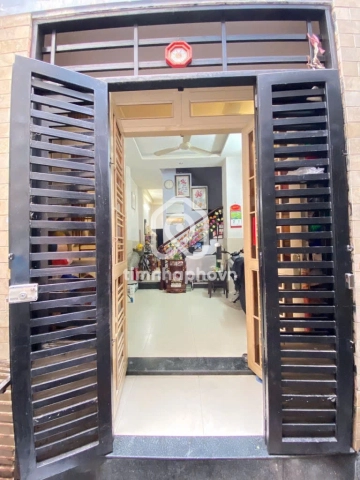 Nhà phố Hẻm Đường Nguyễn Văn Cừ Quận 1 - 4 tầng - Giá Chỉ 7,5 Tỷ