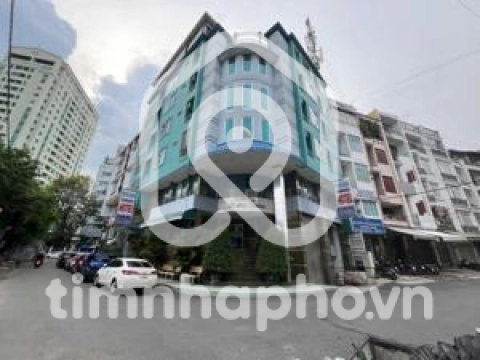 Khách sạn Mặt Tiền Đường Hoàng Sa Quận 1 - 1 hầm 8 tầng - Giá Chỉ 180 Tỷ
