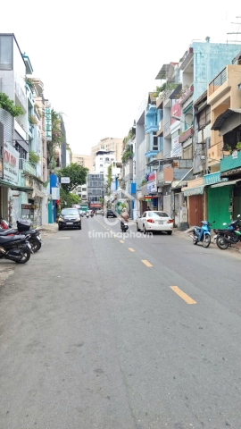 Nhà phố Mặt Tiền Đường Phan Văn Trị Quận 5 - 4 tầng - Giá Chỉ 14 Tỷ