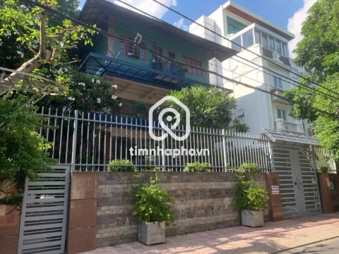 Biệt Thự Bình Phú Q6 - 425m2 - Ngang 17m - Hầm 3 Tầng - Ngay Công Viên - Chỉ 58 Tỷ