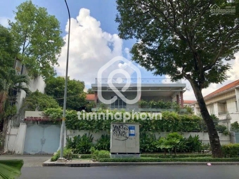 Biệt Thự Mặt Tiền Đường Trương Định Quận 3 - 2 tầng - Giá Chỉ 650 Tỷ