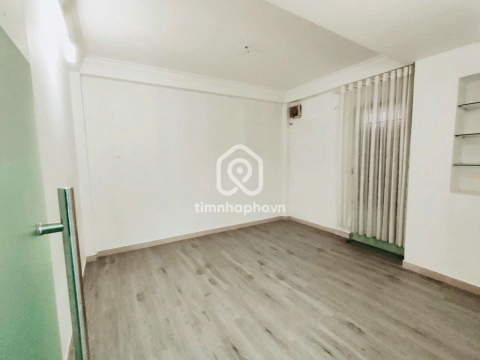 Nhà phố Mặt Tiền Đường Nguyễn Trọng Tuyển Tân Bình - 5 tầng - Giá Chỉ 18,9 Tỷ