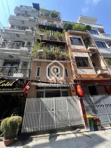 Cho thuê Nhà phố Hẻm Đường Trần Hưng Đạo Quận 1 - 5 tầng - Giá Chỉ 55 Triệu