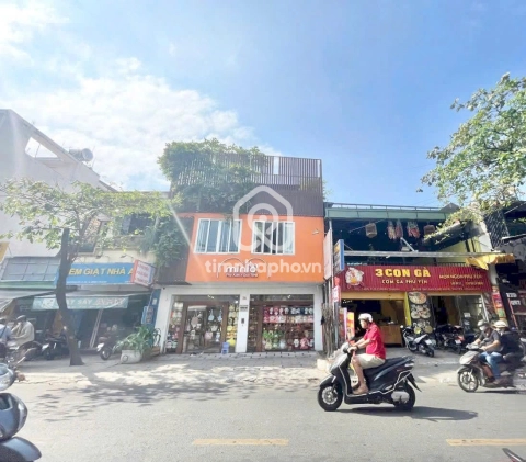 Bán Nhà phố Mặt Tiền Đường D5 Bình Thạnh - 3 tầng - Giá Chỉ 47 Tỷ