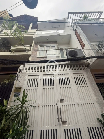 Nhà phố Mặt Tiền Đường Trường Sa Quận 3 - 3 tầng - Giá Chỉ 15 Tỷ