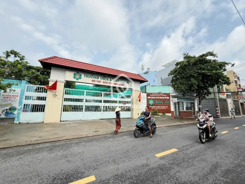 Bán Nhà phố Hẻm Đường Gò Cẩm Đệm Tân Bình - Giá Chỉ 6,9 Tỷ