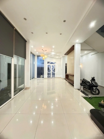 178/15 Đường Nguyễn Văn Linh, Phường Tân Thuận