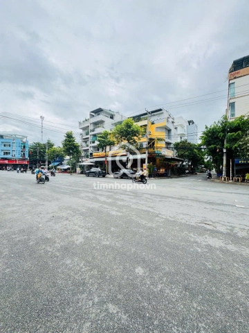 Bán Nhà phố Mặt Tiền Đường 4F Quận 7 - 1 hầm 5 tầng - Giá Chỉ 70 Tỷ
