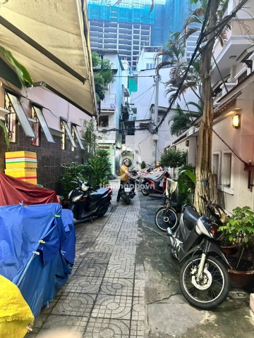 16/10 Đường Cô Giang, Phường Cầu Ông Lãnh