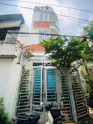 Nhà phố Mặt Tiền Đường Tân Phước Quận 10 - 4 tầng - Giá Chỉ 6,5 Tỷ