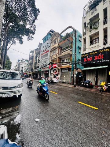 4 Đường Ngô Quyền, Phường Diên Hồng