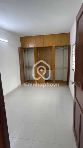 Cho thuê Nhà phố Hẻm Đường Lương Hữu Khánh Quận 1 - 2 tầng - Giá Chỉ 14,5 Triệu