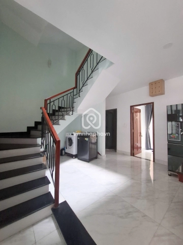 Bán Nhà phố Hẻm Đường Cách Mạng Tháng Tám Quận 3 - 4 tầng - Giá Chỉ 14 Tỷ