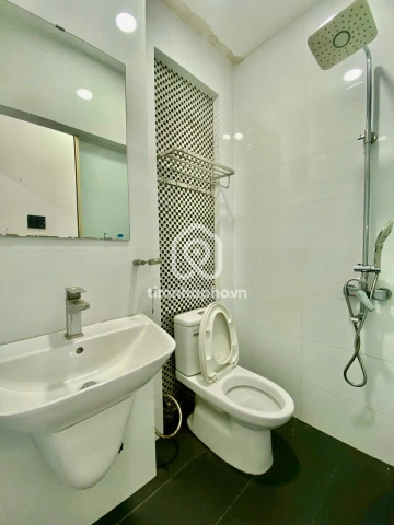 Bán Nhà phố Hẻm Đường Ngô Quyền Quận 10 - Giá Chỉ 3,4 Tỷ