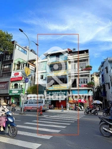 Nhà phố Mặt Tiền Đường 3 Tháng 2 Quận 10 - 4 tầng - Giá Chỉ 15 Tỷ