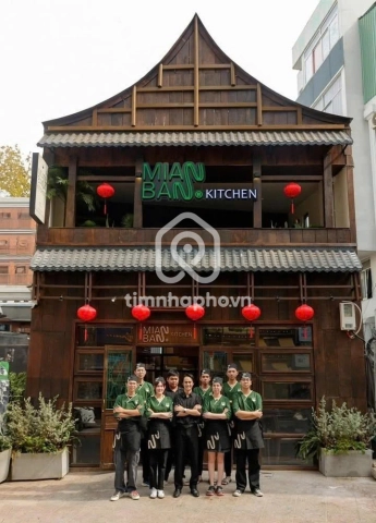 Cho thuê Nhà phố Mặt Tiền Đường Bùi Thị Xuân Quận 1 - 2 tầng - Giá Chỉ 55 Triệu