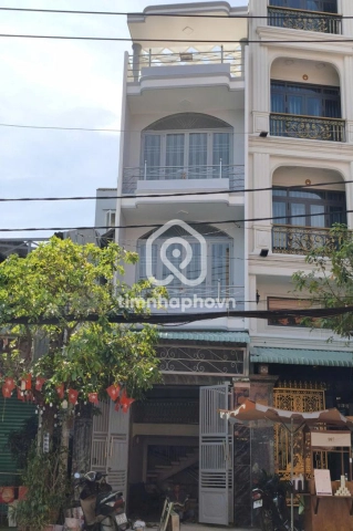 Bán Nhà phố Mặt Tiền Đường Chợ Lớn Quận 6 - 4 tầng - Giá Chỉ 15 Tỷ