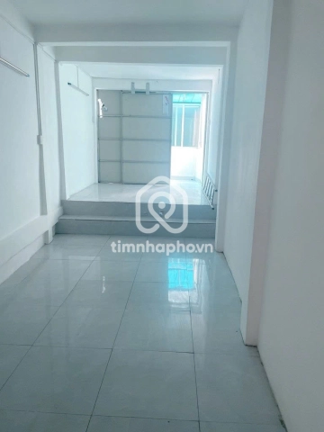 Cho thuê Nhà phố Mặt Tiền Đường Cách Mạng Tháng Tám Quận 3 - Giá Chỉ 20 Triệu