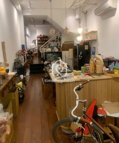 Cho thuê Nhà phố Mặt Tiền Đường Trần Doãn Khanh Quận 1 - 2 tầng - Giá Chỉ 40 Triệu