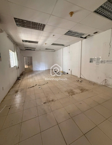 Cho thuê Nhà phố Mặt Tiền Đường Lê Quang Định Bình Thạnh - 2 tầng - Giá Chỉ 65 Triệu