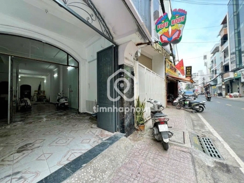 53 Đường Hồ Bá Kiện, Phường Hòa Hưng