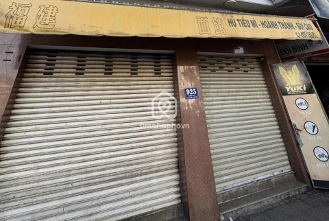 Cho thuê Nhà phố Mặt Tiền Đường Trường Chinh Tân Phú - 3 tầng - Giá Chỉ 80 Triệu