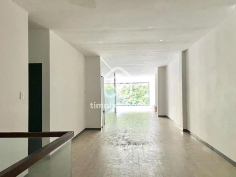 215a-215b Đường Hai Bà Trưng, Phường Xuân Hòa