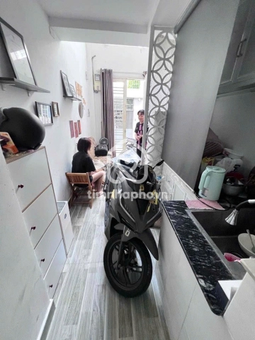 Cho thuê Nhà phố Hẻm Đường Hoàng Hoa Thám Bình Thạnh - 3 tầng - Giá Chỉ 9 Triệu