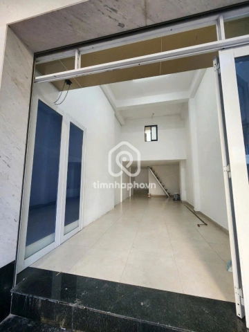 Cho thuê Nhà phố Mặt Tiền Đường Nguyễn Bỉnh Khiêm Gò Vấp - Giá Chỉ 13,5 Triệu