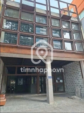224 Đường Nguyễn Tri Phương, Phường Vườn Lài