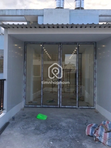 Nhà phố Mặt Tiền Đường Trần Quang Diệu Quận 3 - 2 tầng - Giá Chỉ 20 Triệu