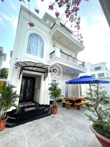 Đường Nguyễn Hoàng, Phường An Khánh