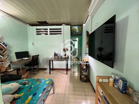 Nhà phố Hẻm Đường Hồ Thị Kỷ Quận 10 - 5 tầng - Giá Chỉ 12,5 Triệu