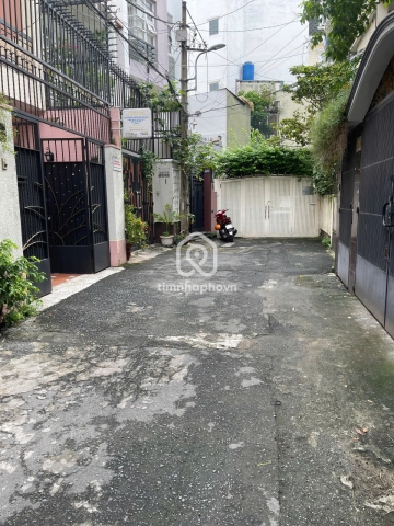 43/27 Đường Trần Hữu Trang, Phường Phú Nhuận