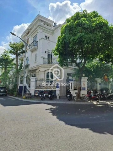 Biệt Thự Mặt Tiền Đường Số 4 Gò Vấp - 1 hầm 4 tầng - Giá Chỉ 35 Tỷ